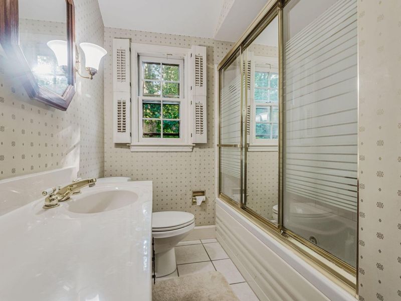 1215 N High Street , Lancaster, OH 43130 Photo 56