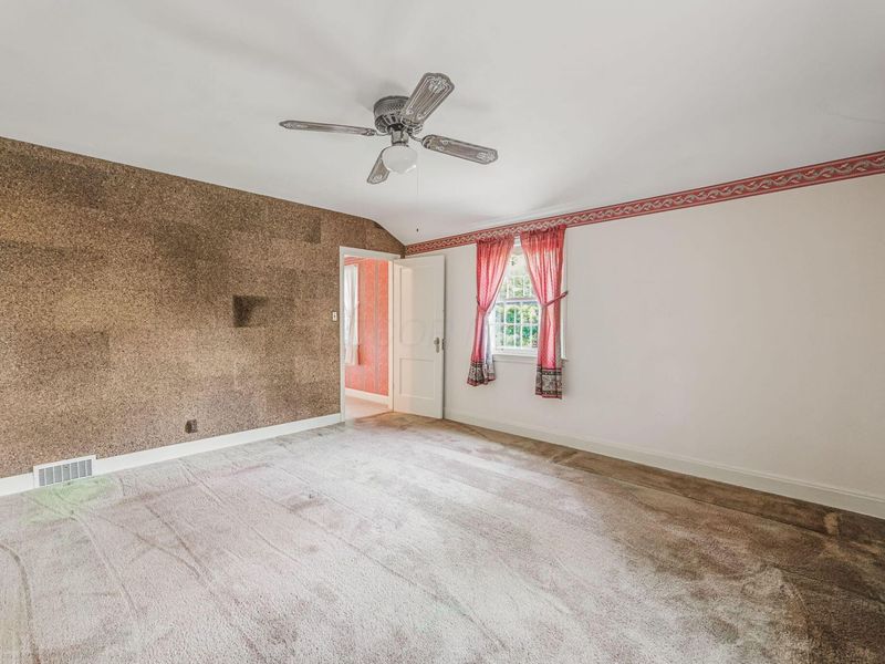 1215 N High Street , Lancaster, OH 43130 Photo 59