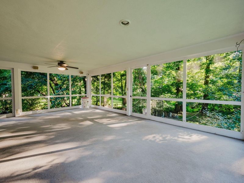 1215 N High Street , Lancaster, OH 43130 Photo 80