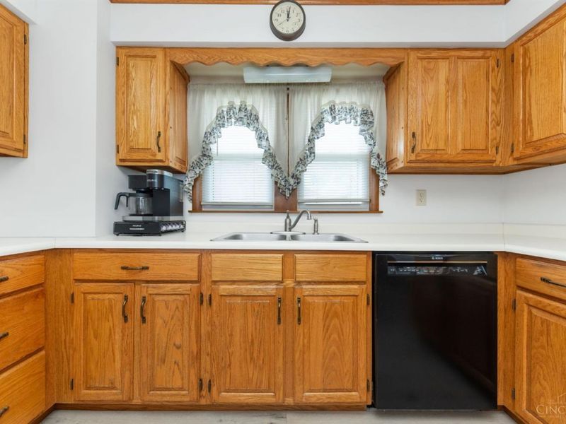 521 N Columbus Street, Jefferson Twp, OH 45168 Photo 12
