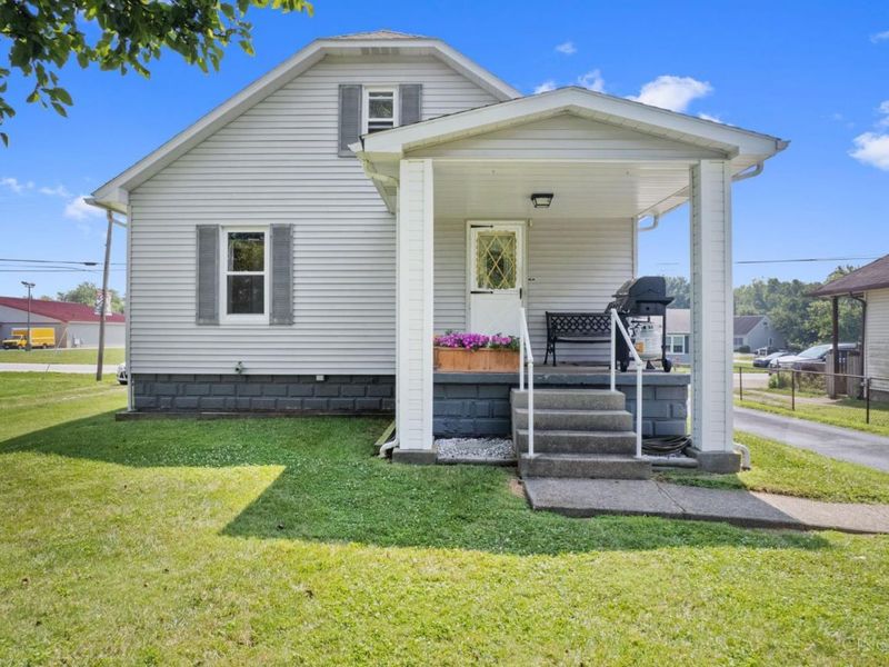 521 N Columbus Street, Jefferson Twp, OH 45168 Photo 2