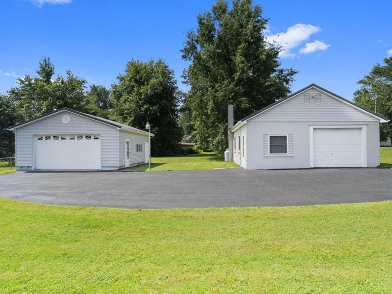 521 N Columbus Street, Jefferson Twp, OH 45168 Photo 3