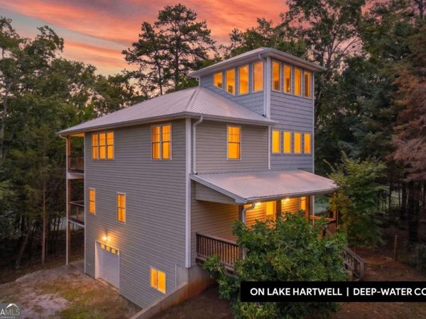 27 Classic Drive, Hartwell, GA 30643