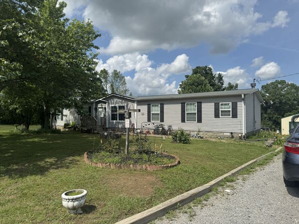 9663 Old Hillsboro Rd , Bon Aqua, TN 37025
