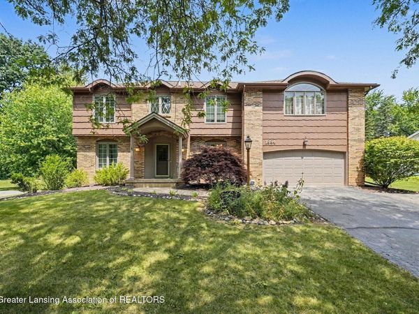 1884 Birchwood Drive, Okemos, MI 48864