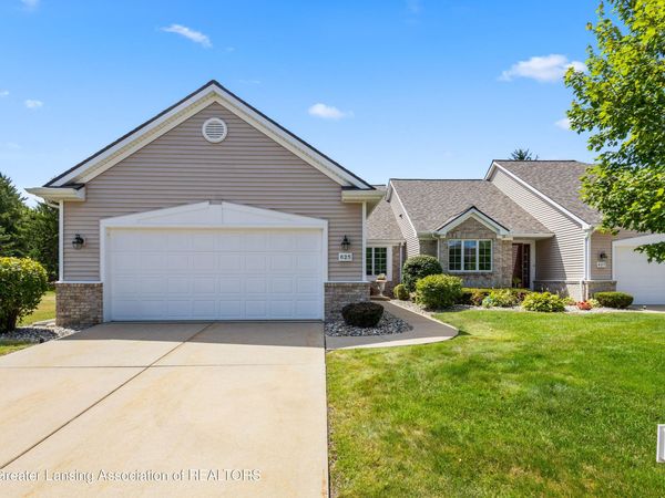 625 Burgenstock Drive, Lansing, MI 48917