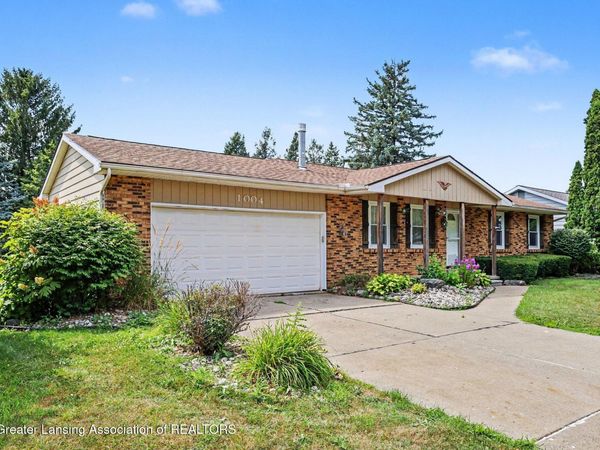 1004 Old Erin Way, Lansing, MI 48917