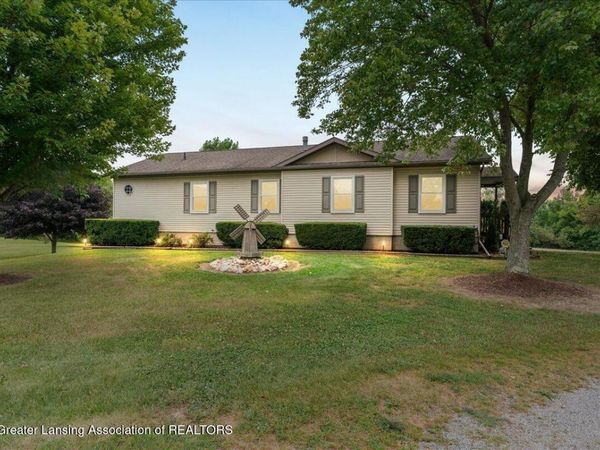 5269 Dutch Road, Leslie, MI 49251