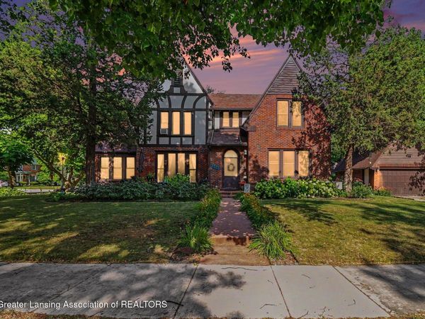 416 Carey Street, Lansing, MI 48915