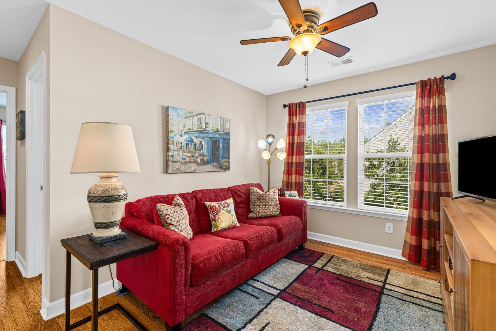 252 Longford Drive Photo 29
