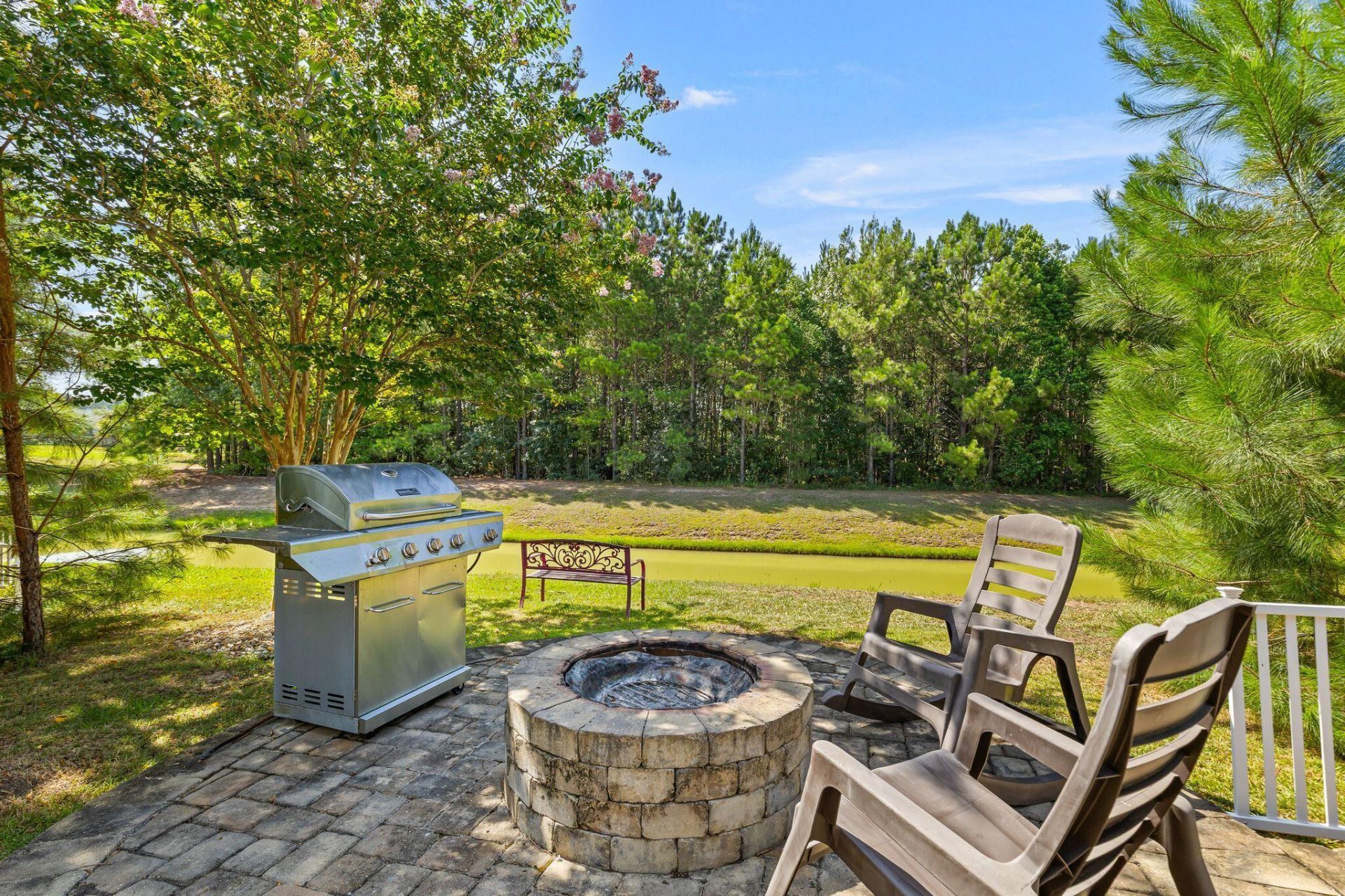 252 Longford Drive Photo 39