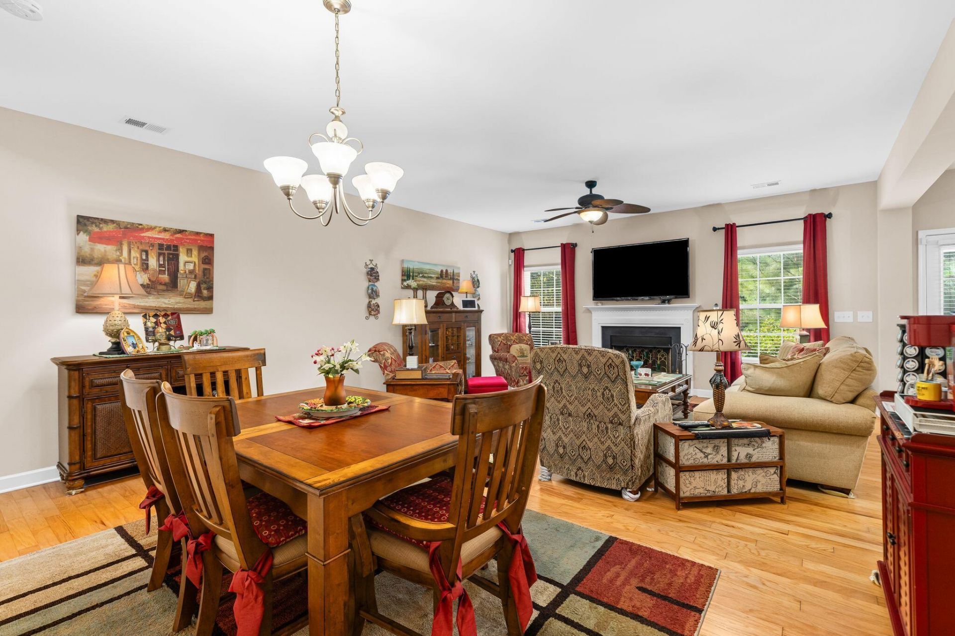 252 Longford Drive Photo 6