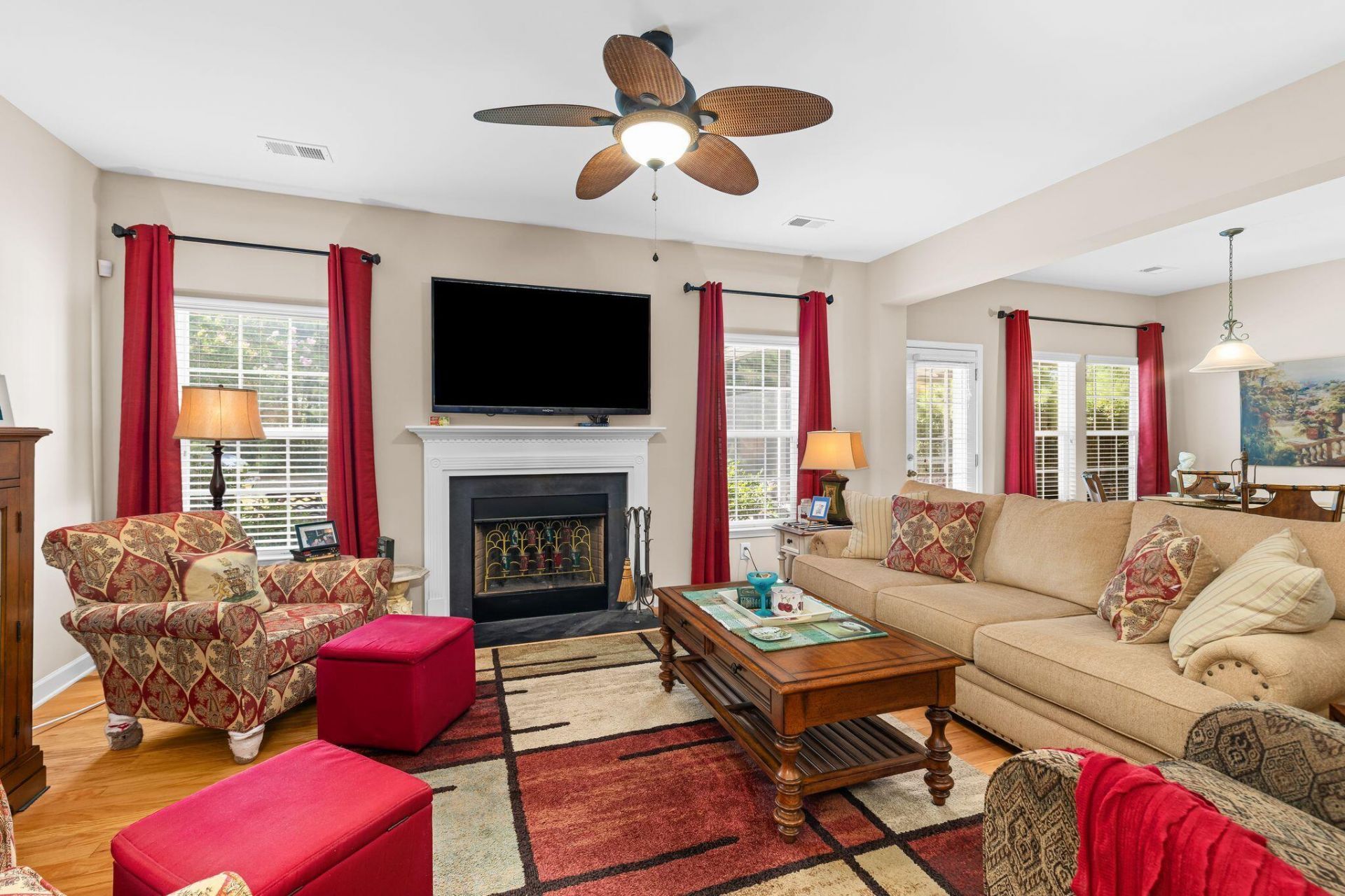252 Longford Drive Photo 8