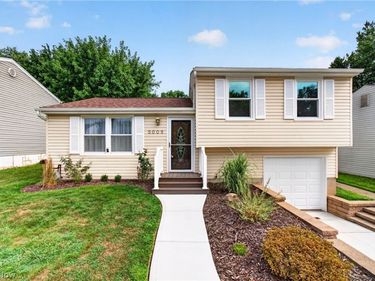 5009 Piccadilly Street SW, Canton, OH 44706