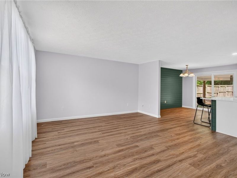 5009 Piccadilly Street SW, Canton, OH 44706 Photo 3