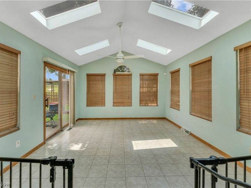 8241 Akron Canfield Road, Canfield, OH 44406 Photo 19