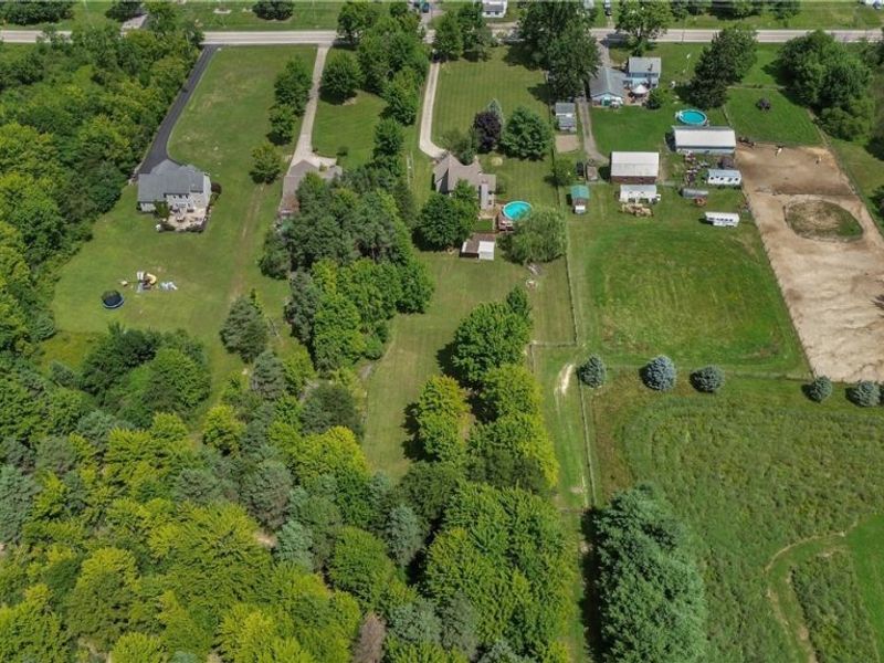 8241 Akron Canfield Road, Canfield, OH 44406 Photo 36