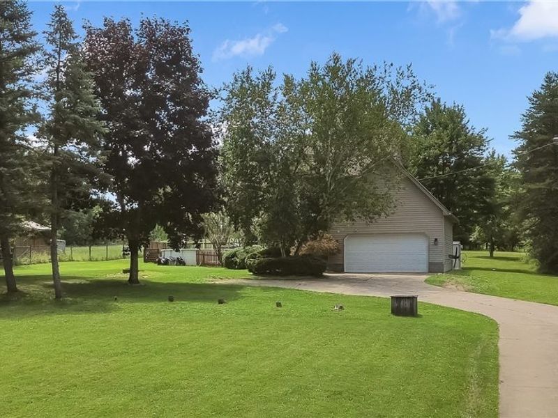 8241 Akron Canfield Road, Canfield, OH 44406 Photo 43