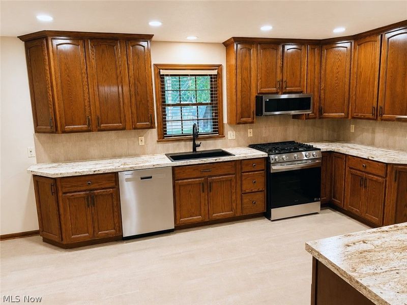 707 Oakridge Drive, Boardman, OH 44512 Photo 19