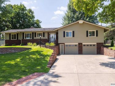 1412 S 126th Street, Omaha, NE 68144