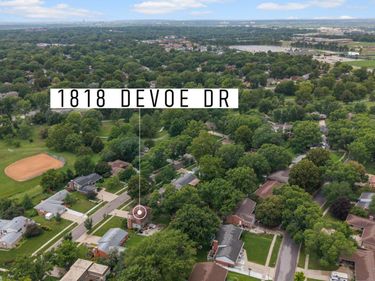 1818 Devoe Drive, Lincoln, NE 68506