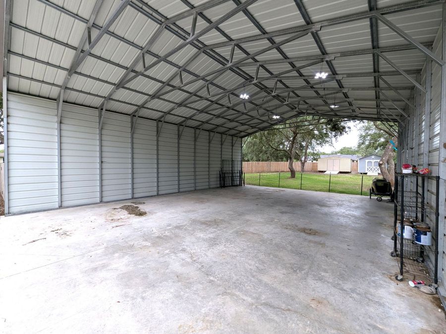Property Image 43