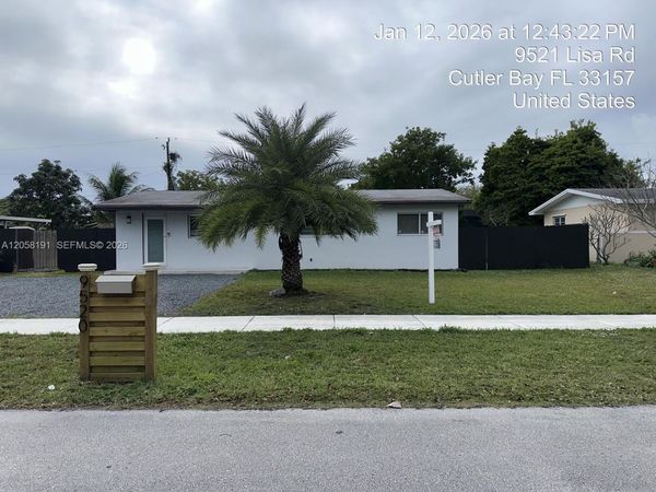 9520 Lisa Rd , Cutler Bay, FL 33157