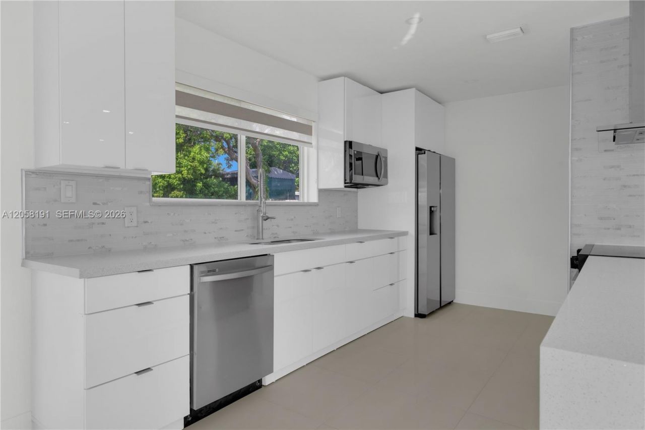 9520 Lisa Rd , Cutler Bay, FL 33157 Photo