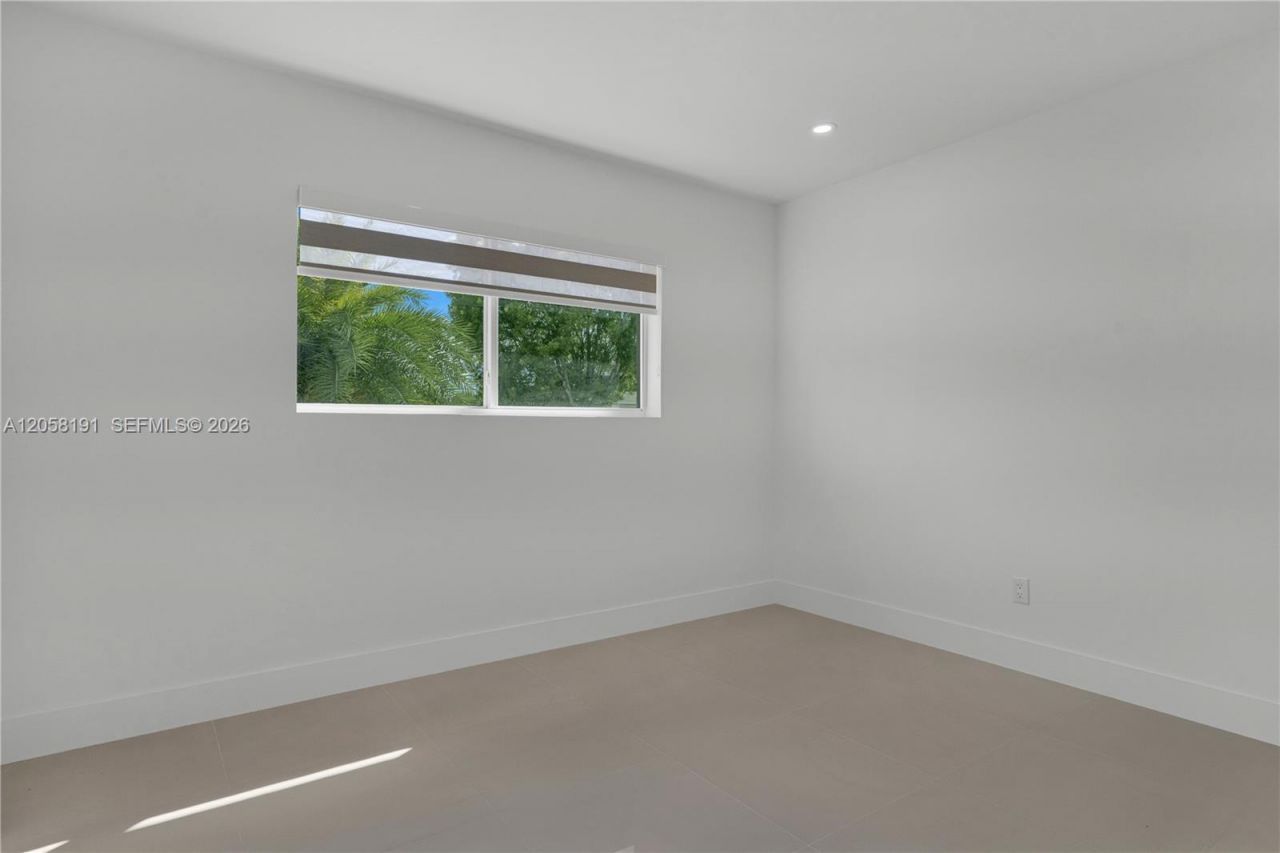 9520 Lisa Rd , Cutler Bay, FL 33157 Photo
