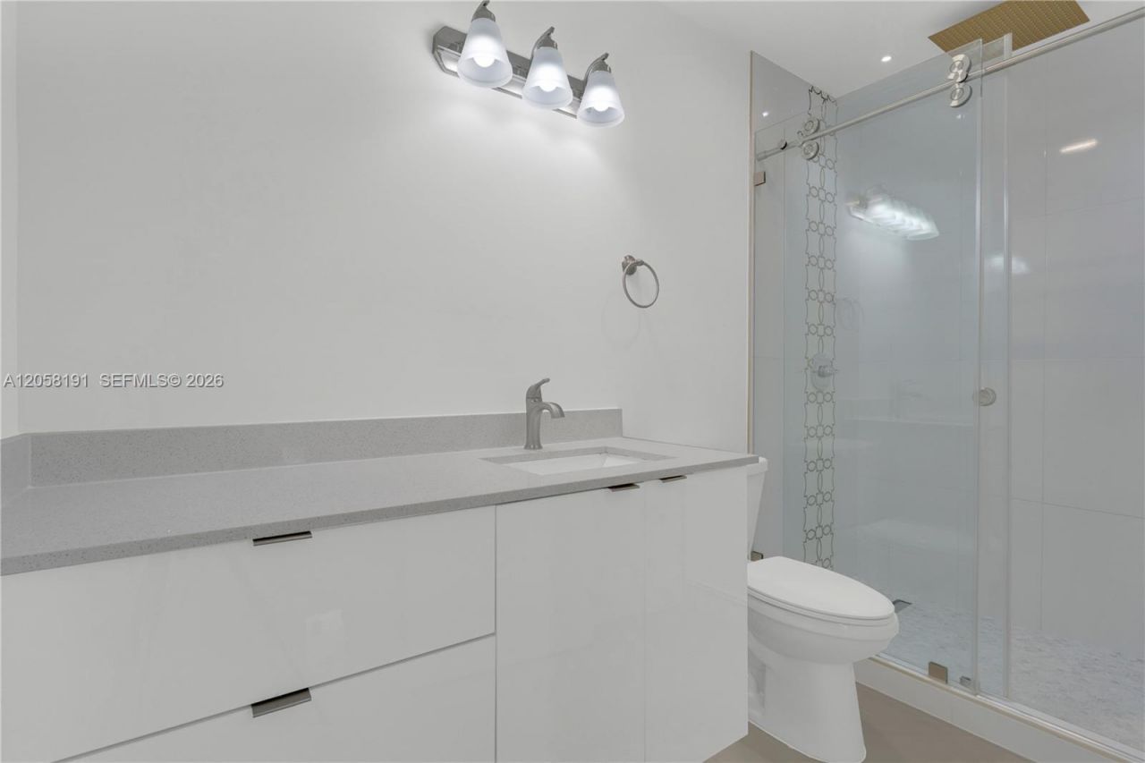 9520 Lisa Rd , Cutler Bay, FL 33157 Photo