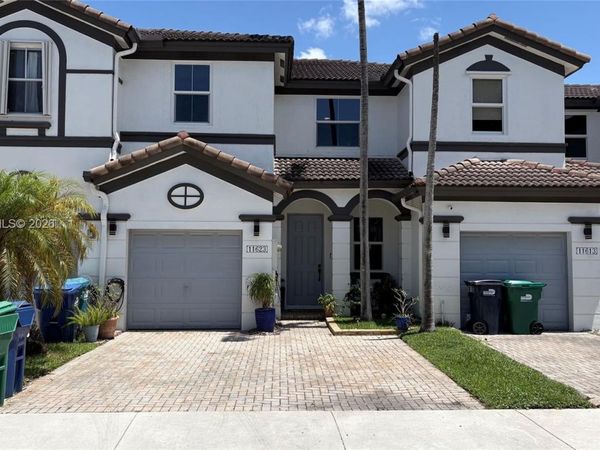 11623 NW 78th St, Doral, FL 33178
