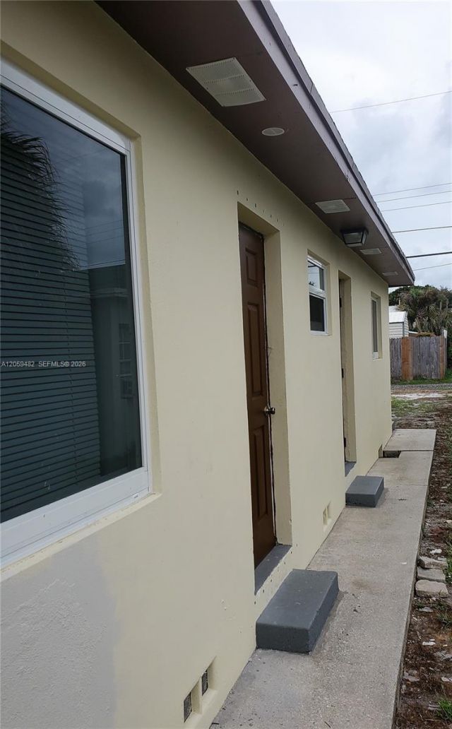 619 N D St , Lake Worth, FL 33460 Photo