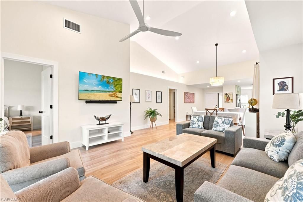 2604 Sailors Way, Unit 120, Naples, FL 34109 Photo
