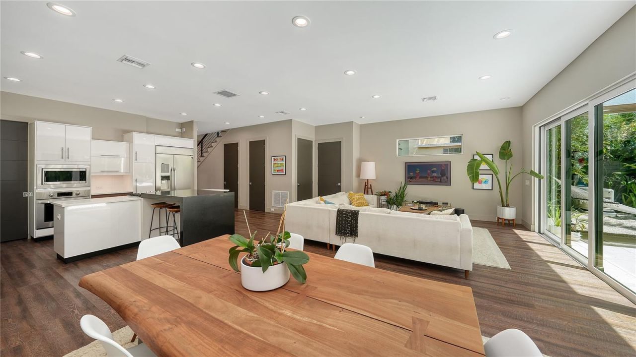 543 Columbia Court, Sarasota, FL 34236 Photo
