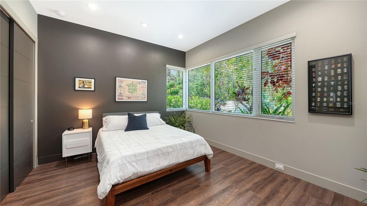 543 Columbia Court, Sarasota, FL 34236 Photo