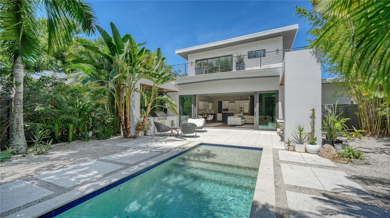 543 Columbia Court, Sarasota, FL 34236 Photo