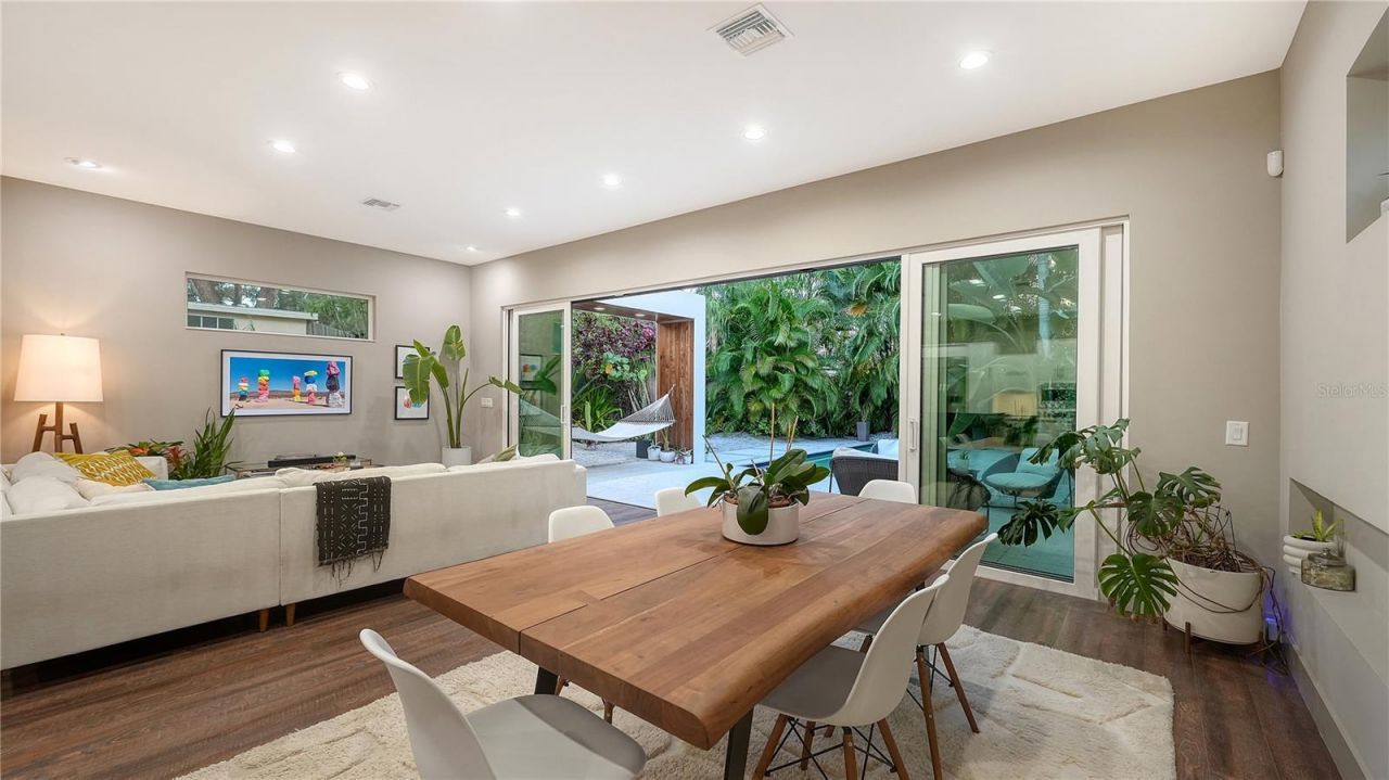543 Columbia Court, Sarasota, FL 34236 Photo
