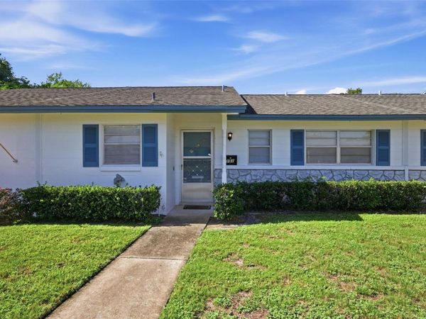 151 N HILL AVENUE , Unit 100, DELAND, FL 32724