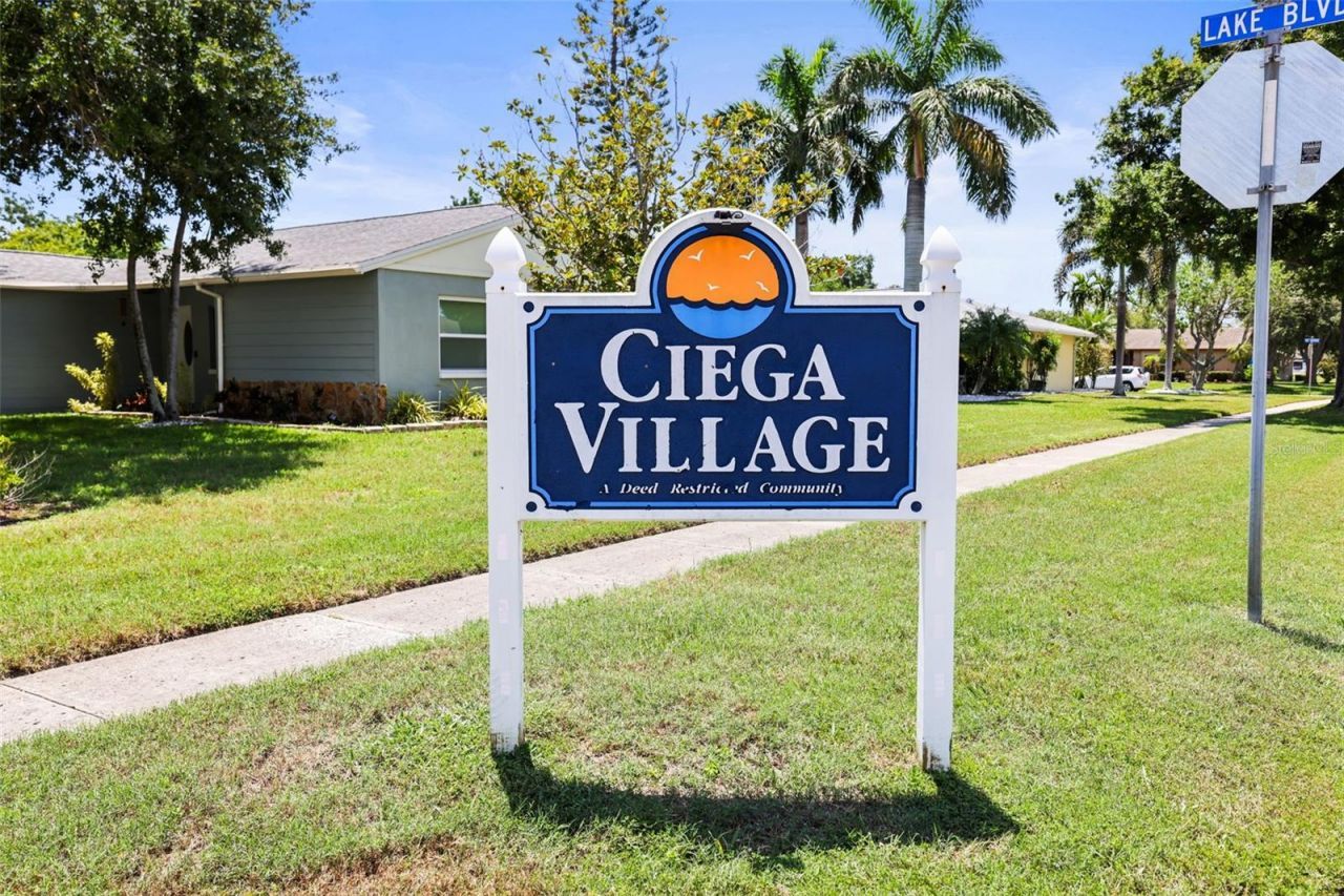 10559 41st Court N, Clearwater, FL 33762 Photo
