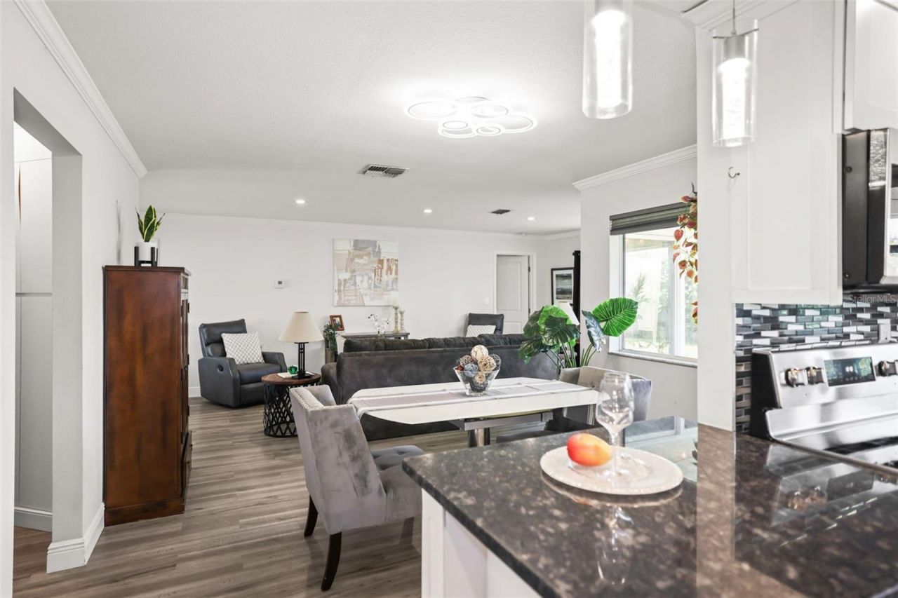 10559 41st Court N, Clearwater, FL 33762 Photo