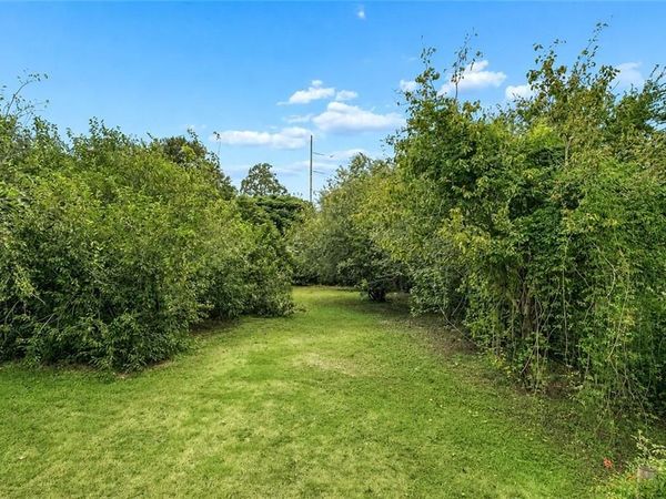 2438 FELICIANA Street, New Orleans, LA 70117