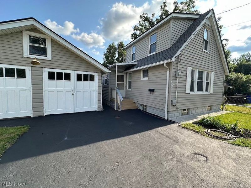 4213 Stickney Avenue, Cleveland, OH 44109 Photo 3