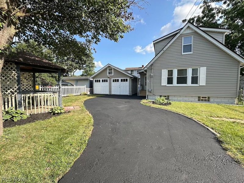 4213 Stickney Avenue, Cleveland, OH 44109 Photo 50