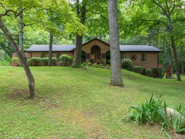 1600 Moffat, Addison Township, Mi 48367