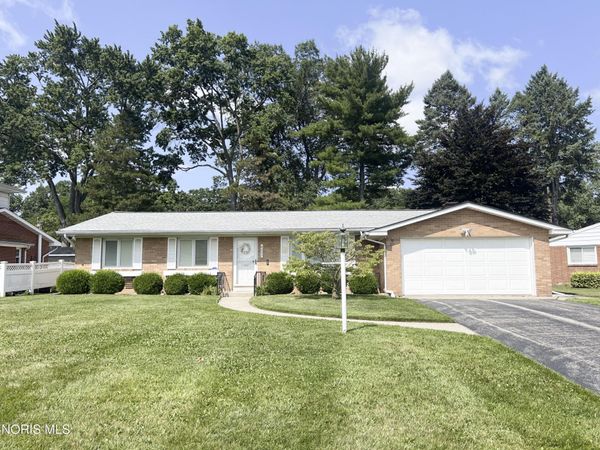 4225 Barbara Drive, Toledo, OH 43623