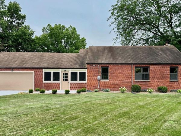 6411 Hilltop Lane, Maumee, OH 43537