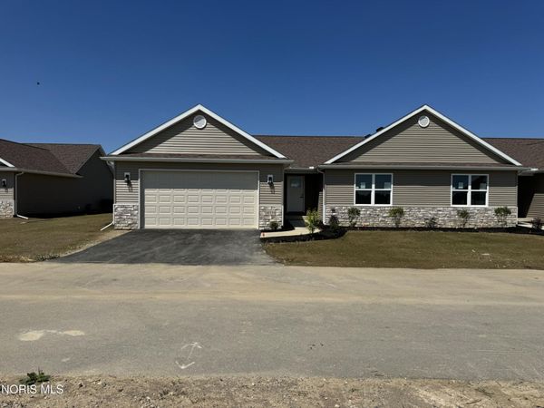 14539 Dexter Falls Road , Perrysburg, OH 43551