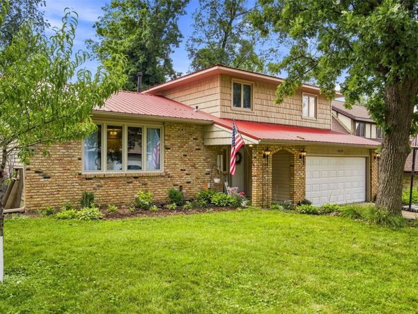 4625 Northwood Drive NE, Cedar Rapids, IA 52402