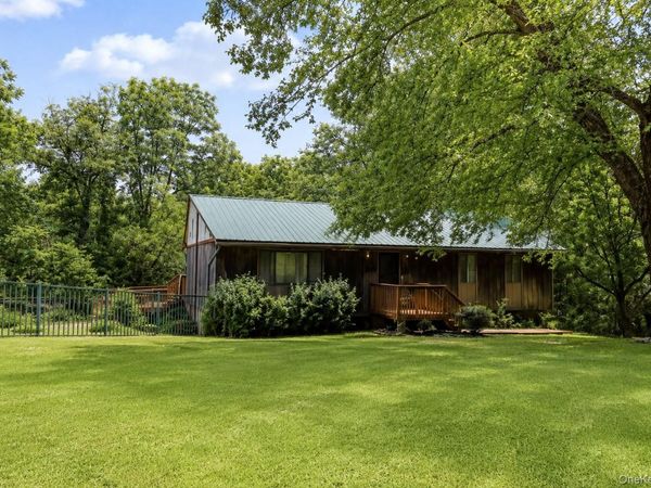 28 Sunrise Terrace, Bloomingburg, NY 12721