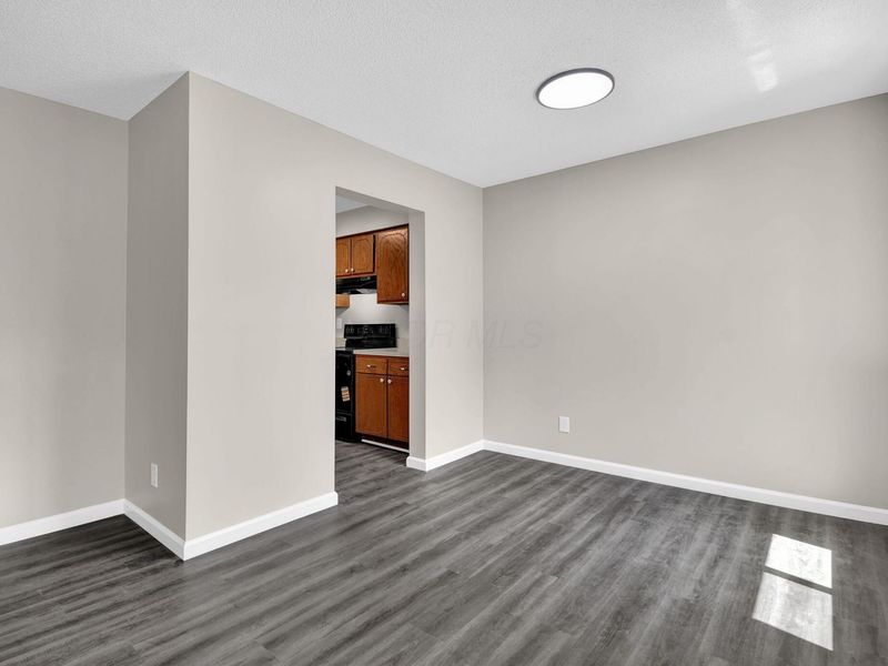 597 Farler Drive, Unit B, Columbus, OH 43213 Photo 14